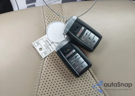 2020 Acura Rdx Technology Package z USA, uszkodzony, nr VIN 5J8TC1H5XLL020772